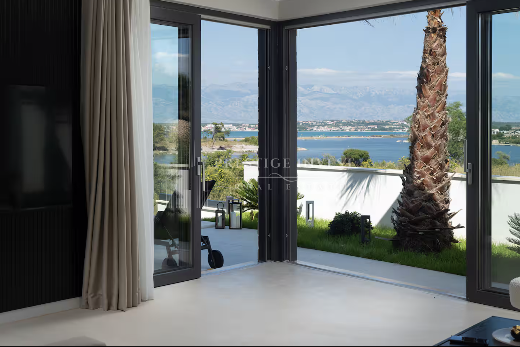 House For sale -  Nin