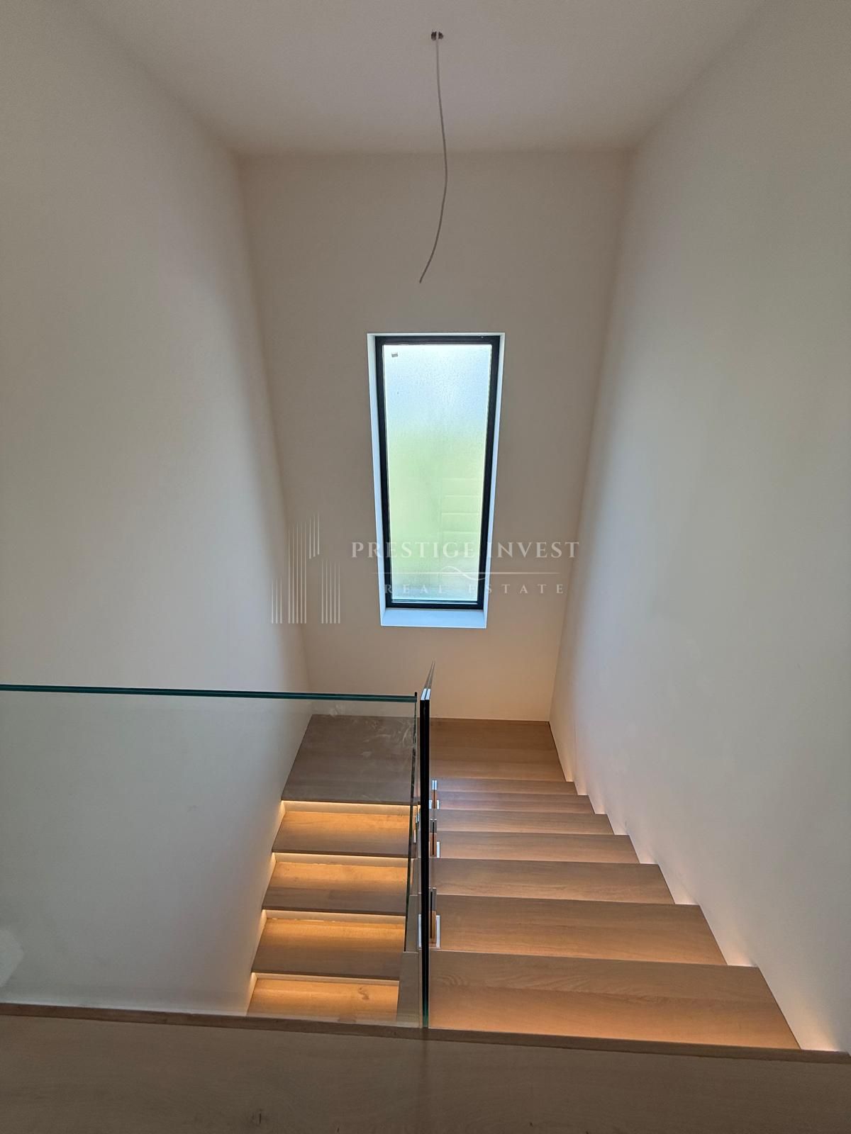 House For sale -  Diklo