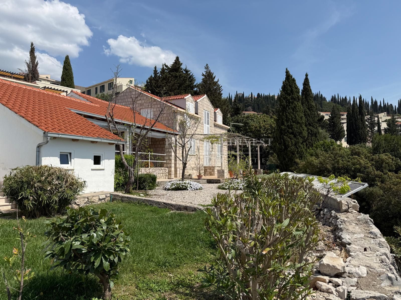 Dom Na predaj - Dubrovačko-neretvanska Zaton