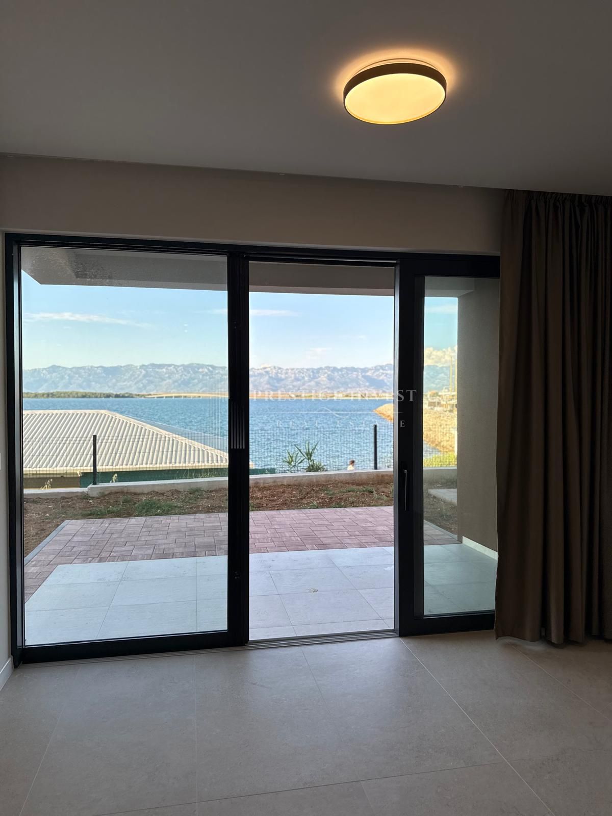 Appartamento In vendita -  Privlaka