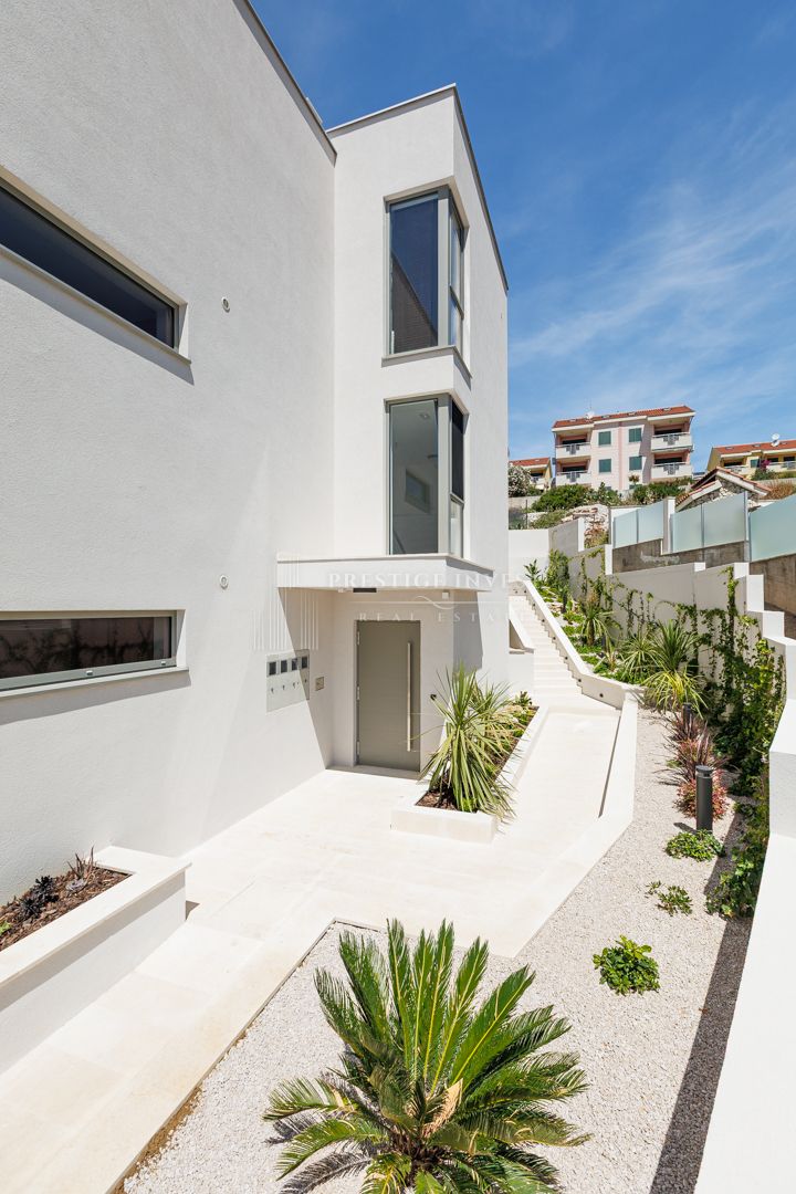 Apartma Na predaj - Šibensko-kninska Rogoznica