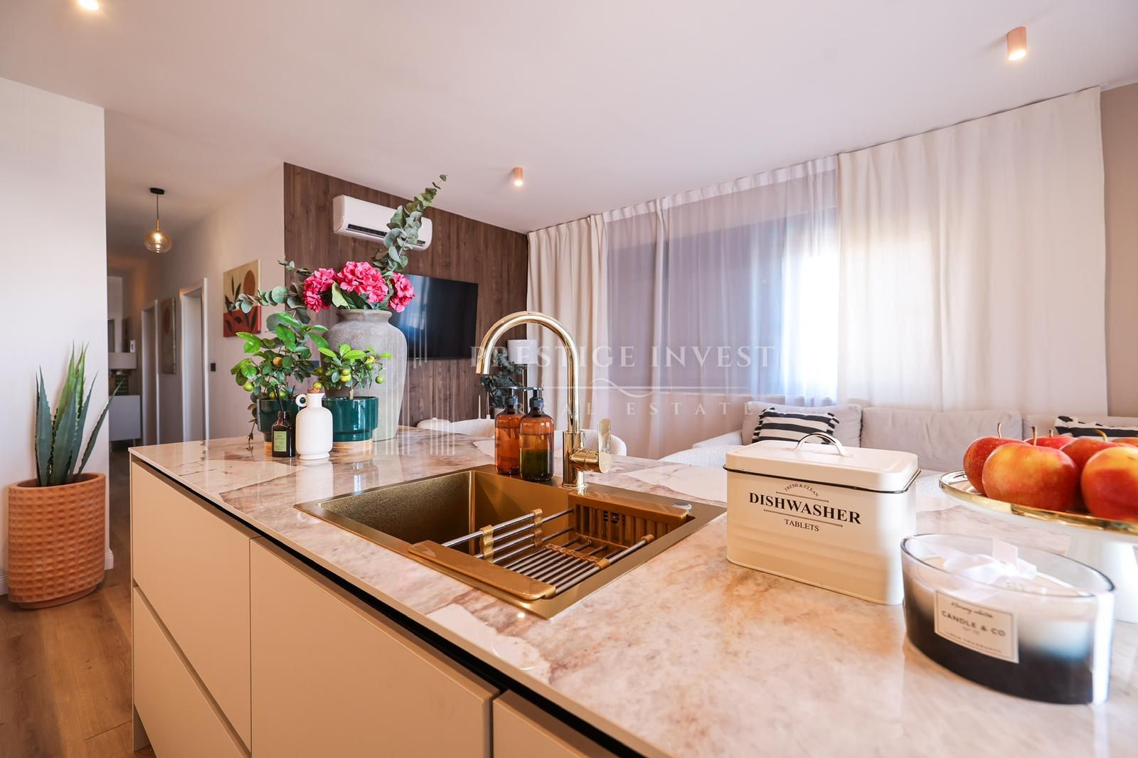 Apartment Zu verkaufen -  Višnjik