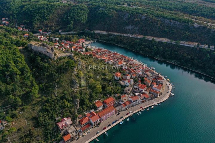 Terrain à vendre 2548 m² – Novigrad