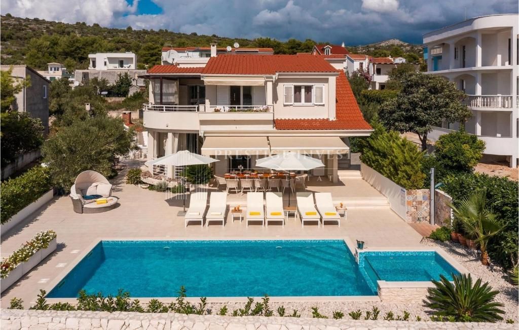 Casa In vendita -  Rogoznica