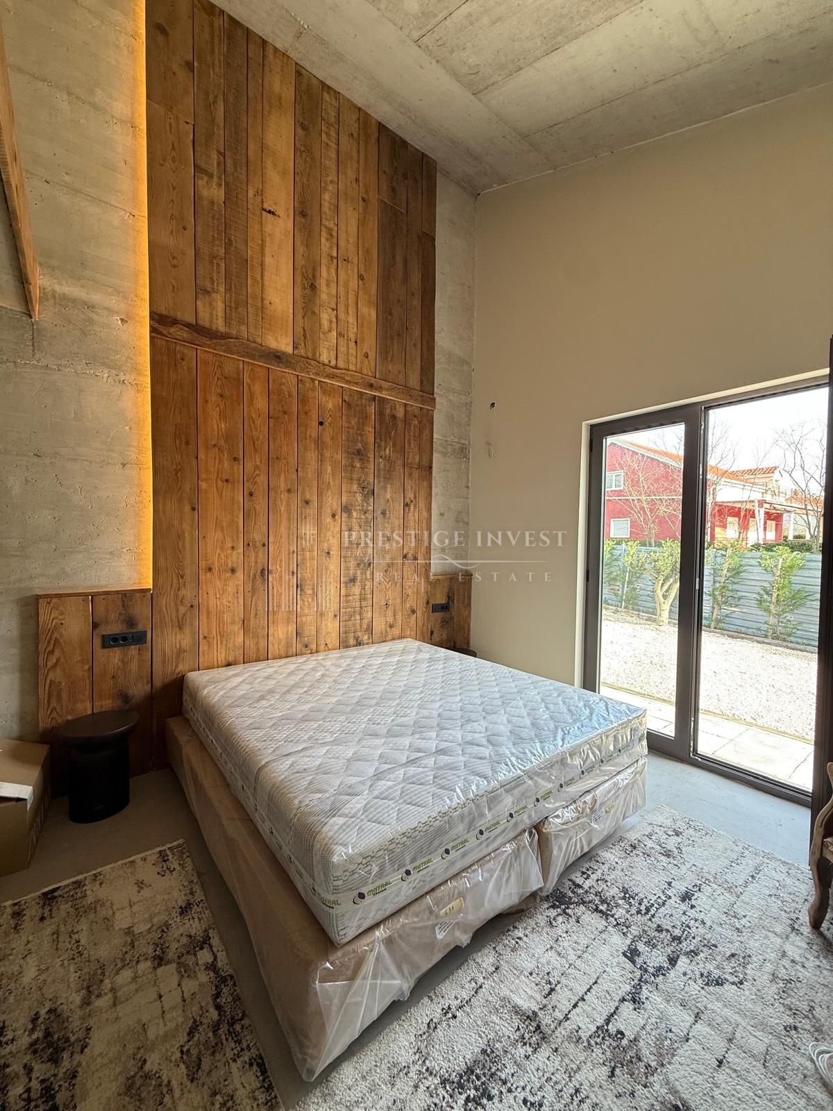 House For sale -  Poljica Brig
