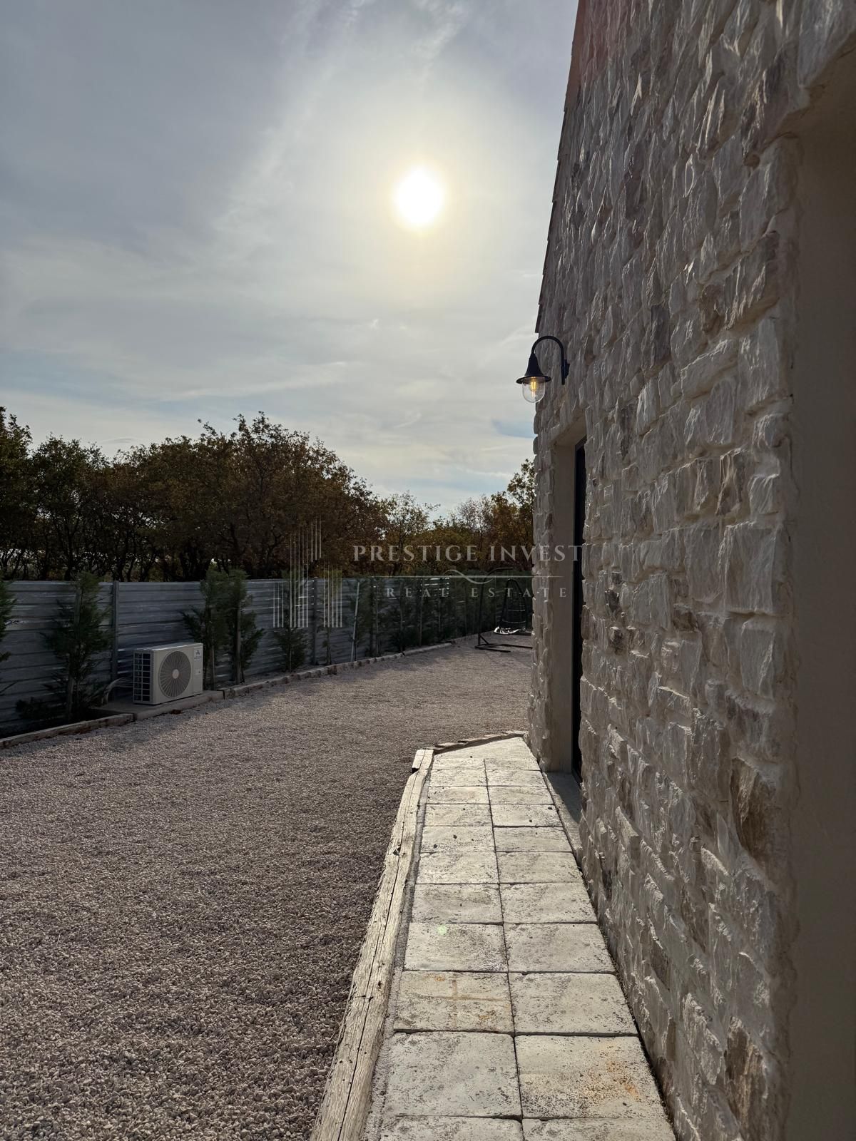House For sale -  Poljica Brig