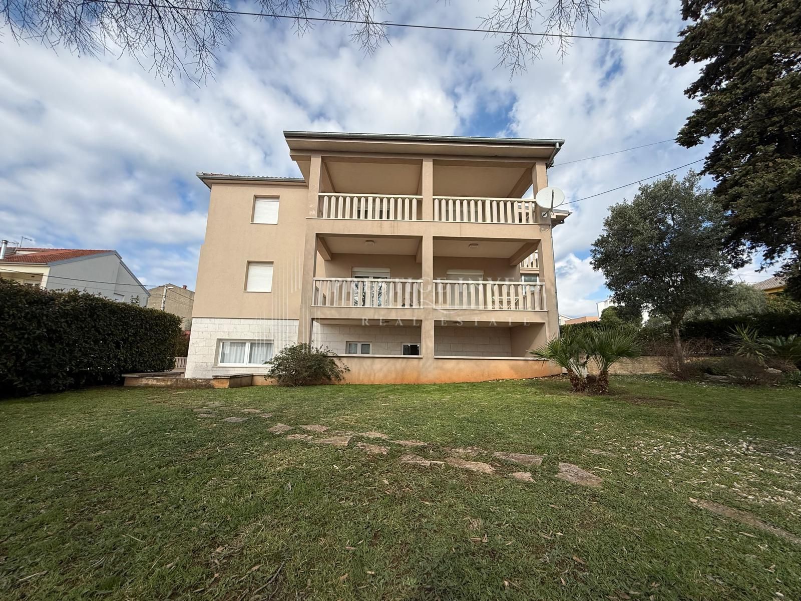 House For sale -  Borik