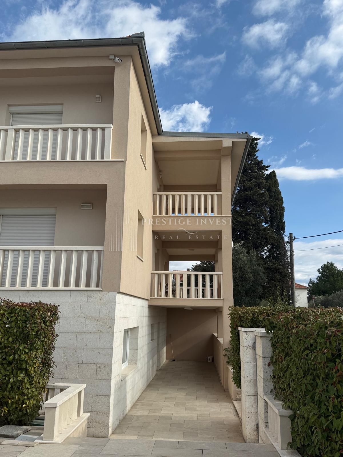 House For sale -  Borik