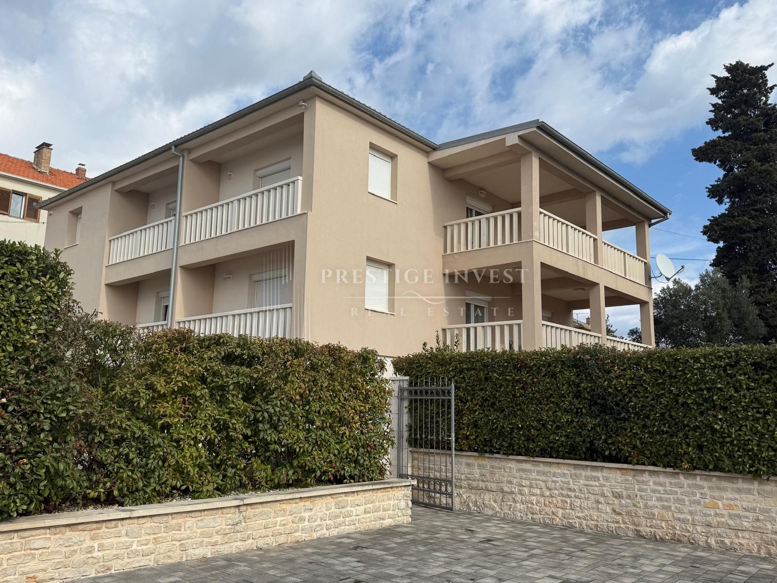 House For sale -  Borik