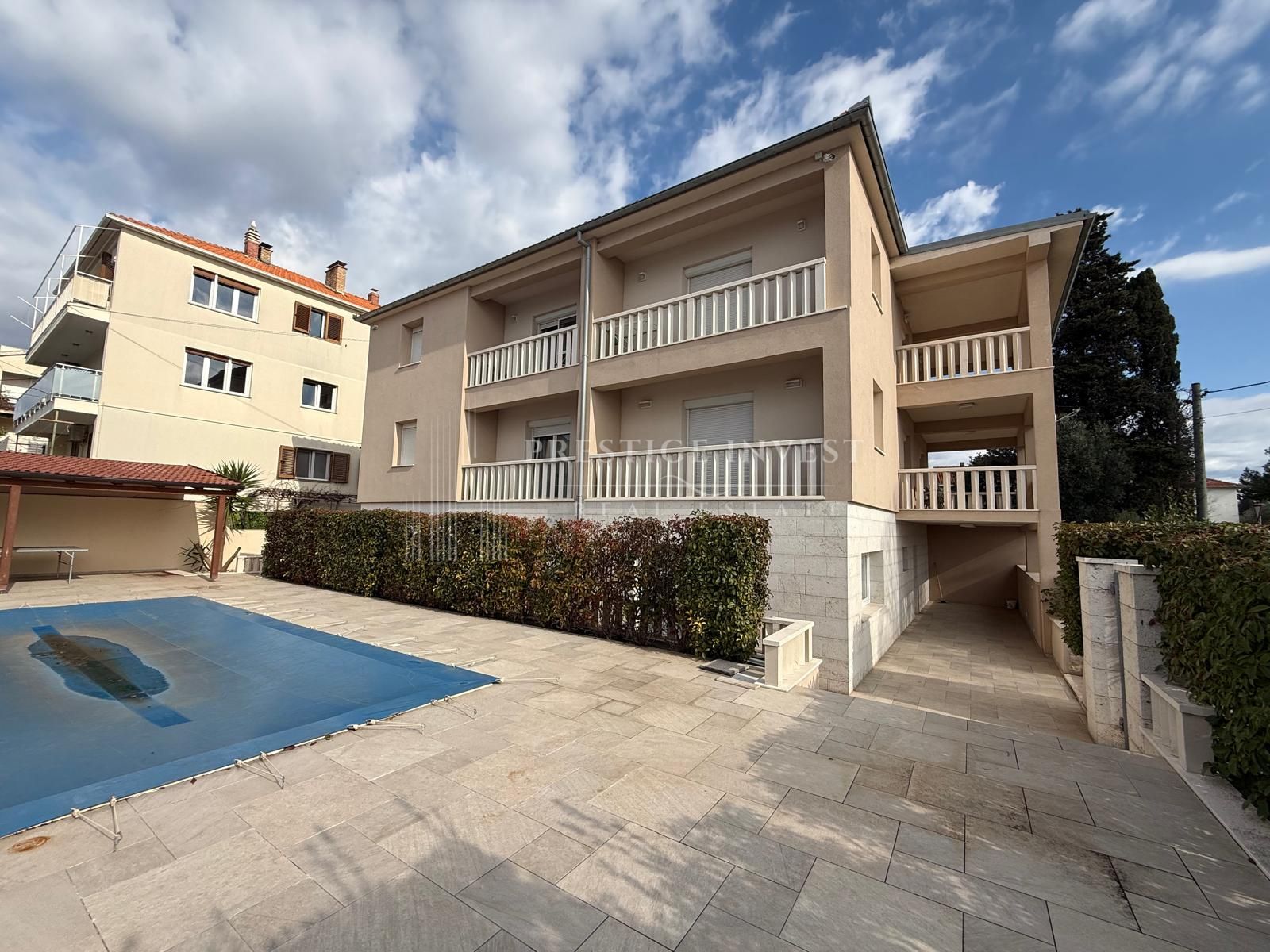 House For sale -  Borik