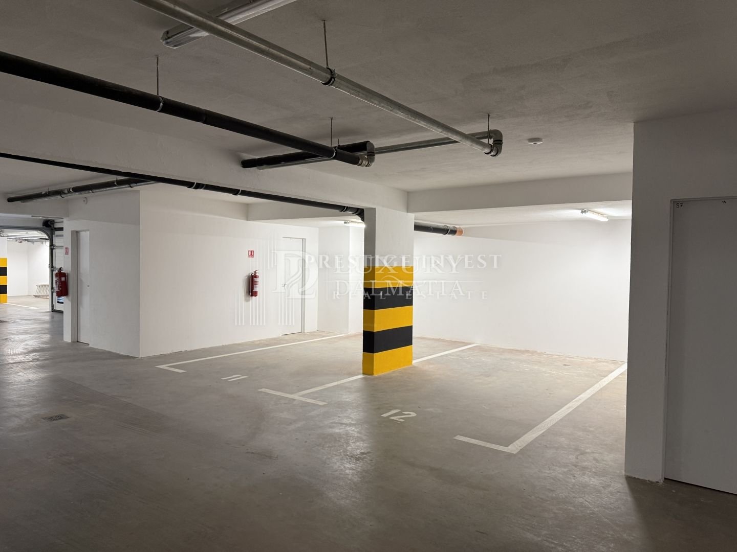 Apartma Naprodaj - Splitsko-dalmatinska Okrug Gornji