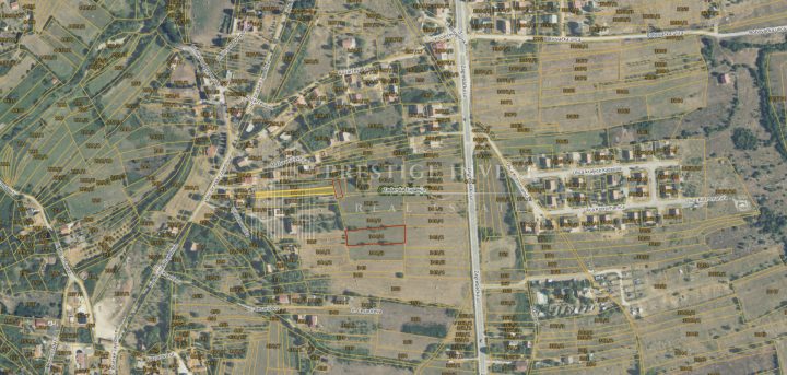 Terrain à vendre 3087 m² – Gračac
