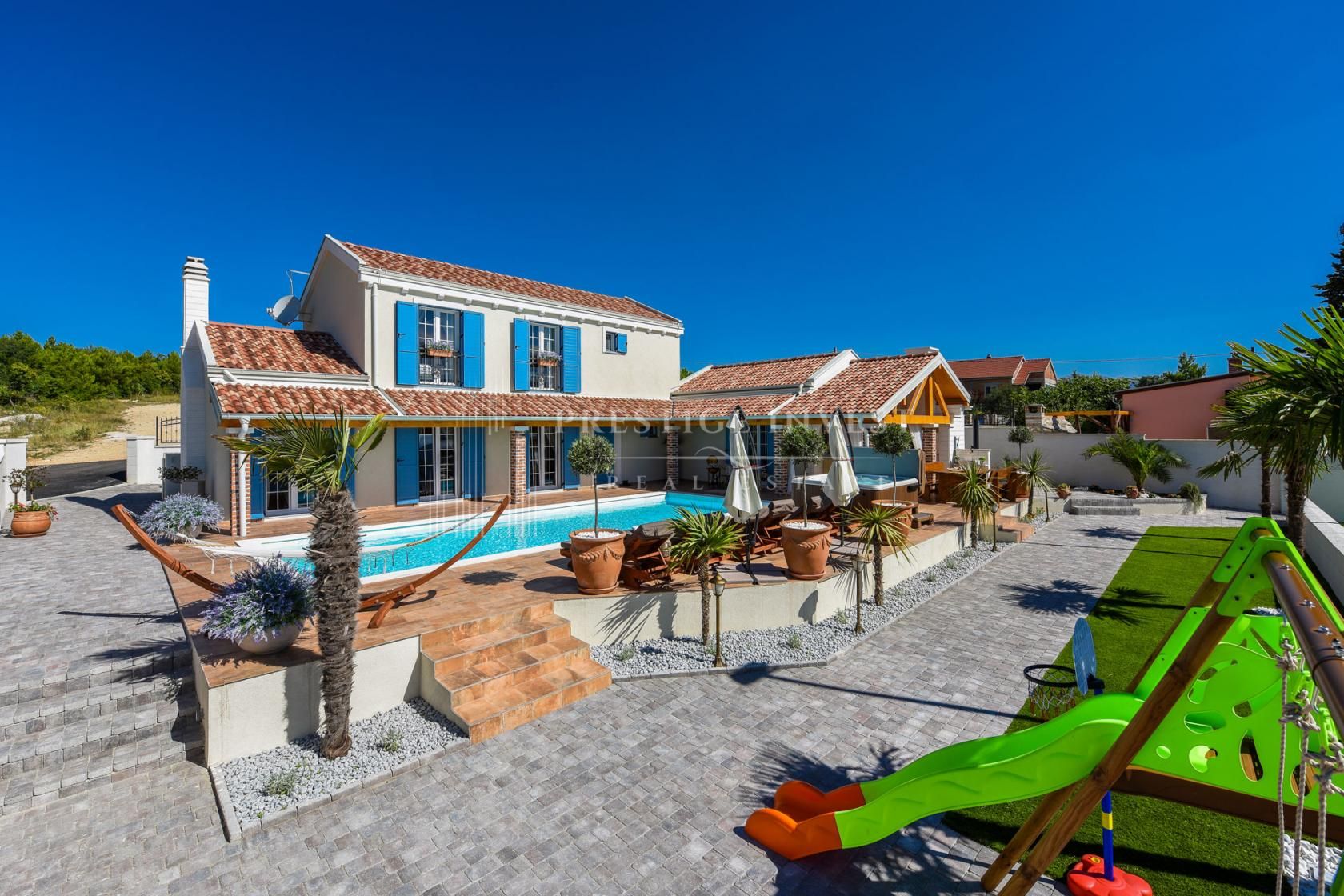 House For sale -  Pridraga