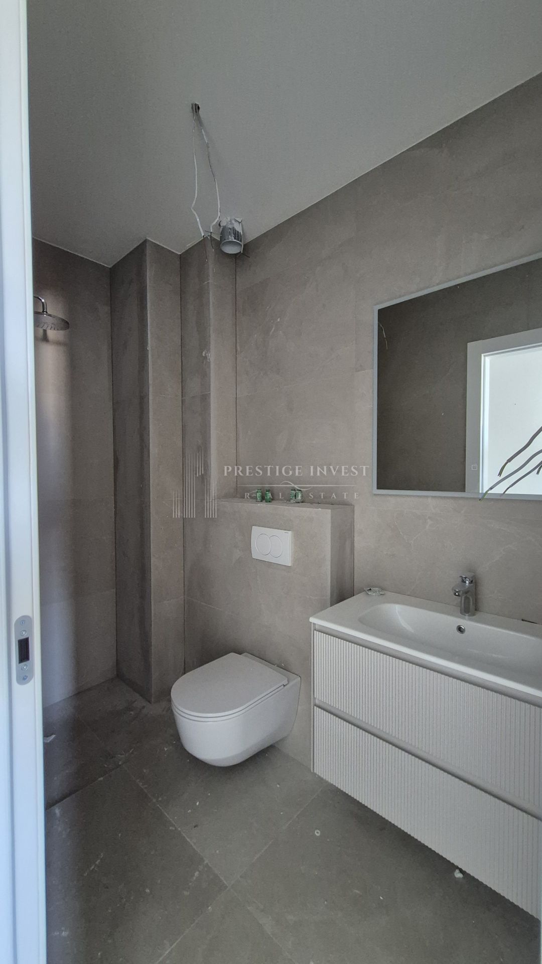 Appartamento In vendita -  Privlaka