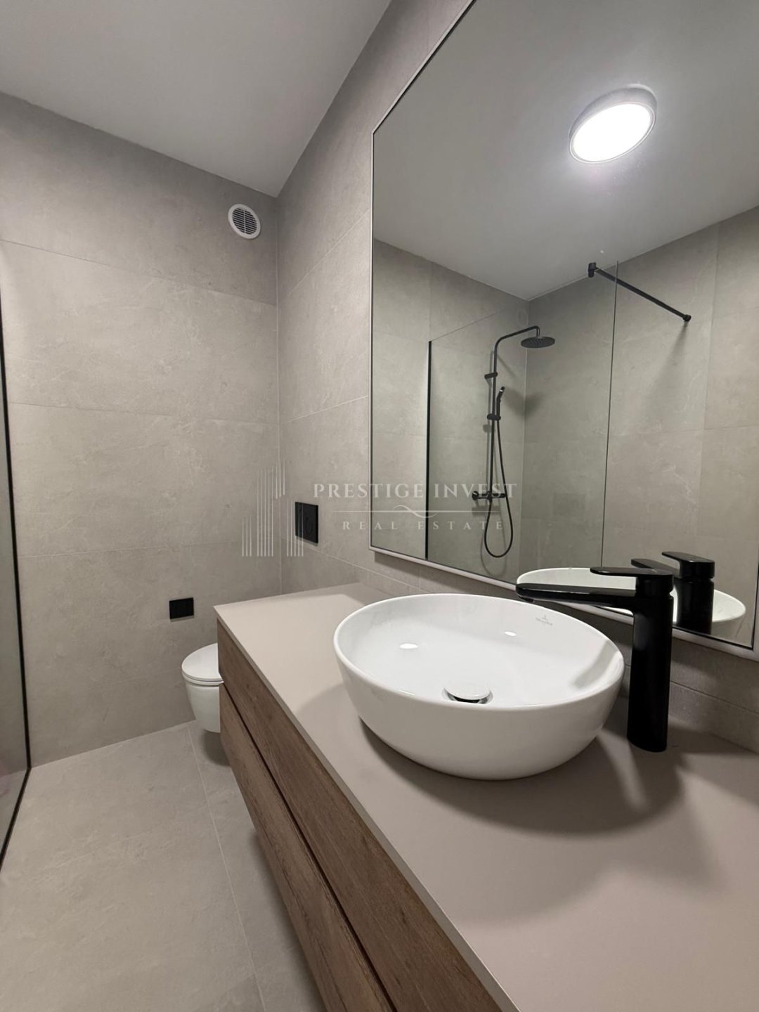 House For sale - Ličko-senjska Novalja