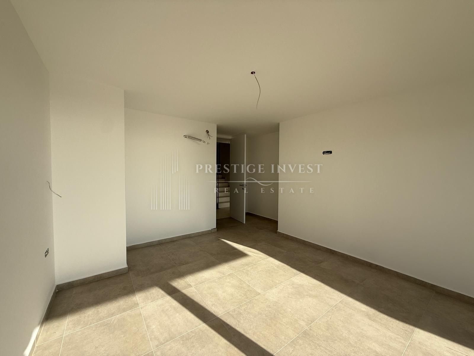 House For sale - Ličko-senjska Novalja