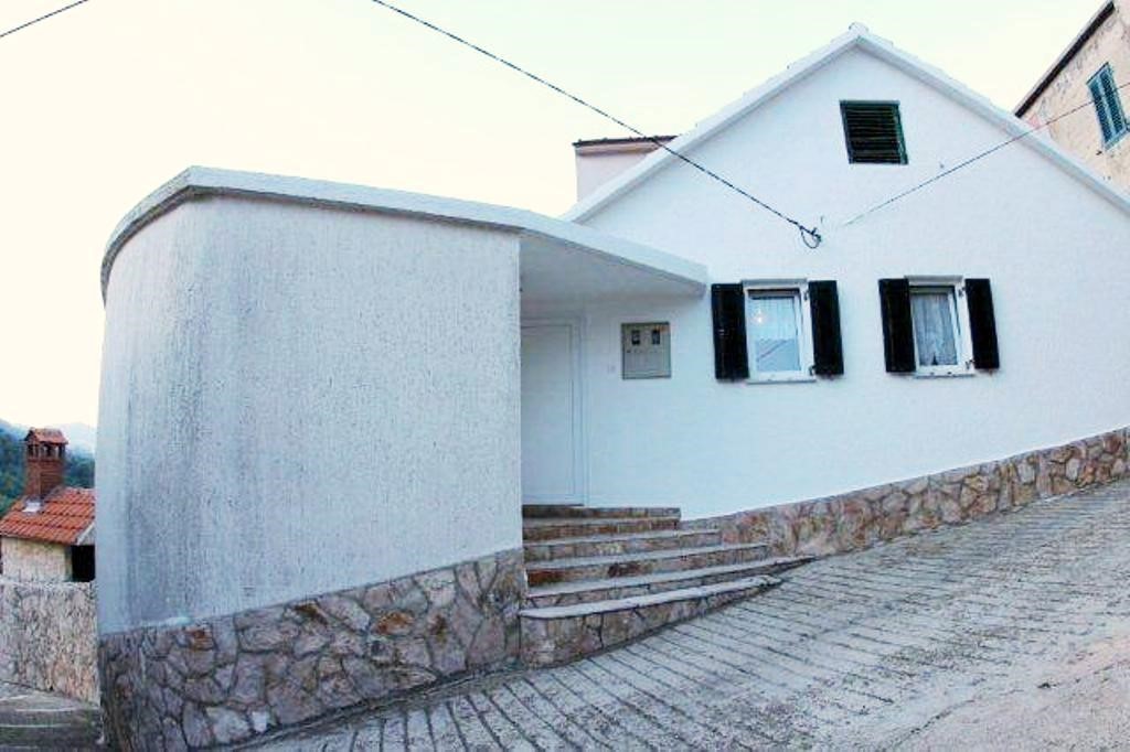 House For sale - SPLITSKO-DALMATINSKA  HVAR 