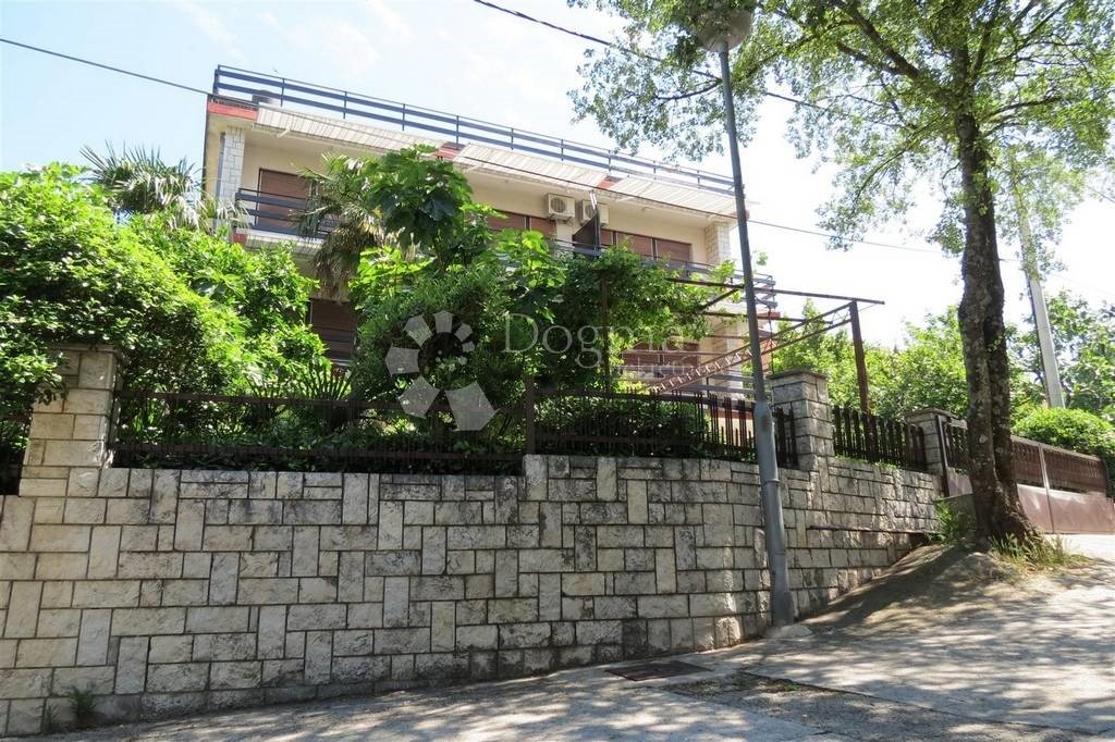 Kuća Na prodaju - PRIMORSKO-GORANSKA  CRIKVENICA 