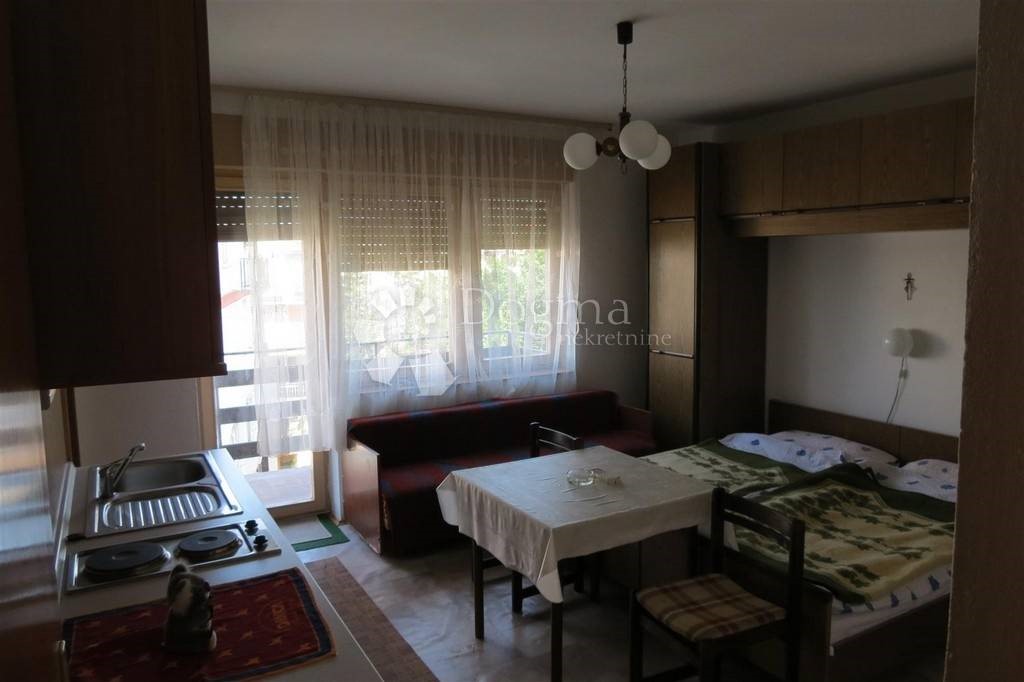 Kuća Na prodaju - PRIMORSKO-GORANSKA  CRIKVENICA 