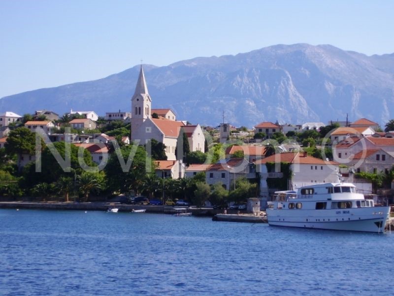 Kuća Na prodaju - SPLITSKO-DALMATINSKA  OTOK 