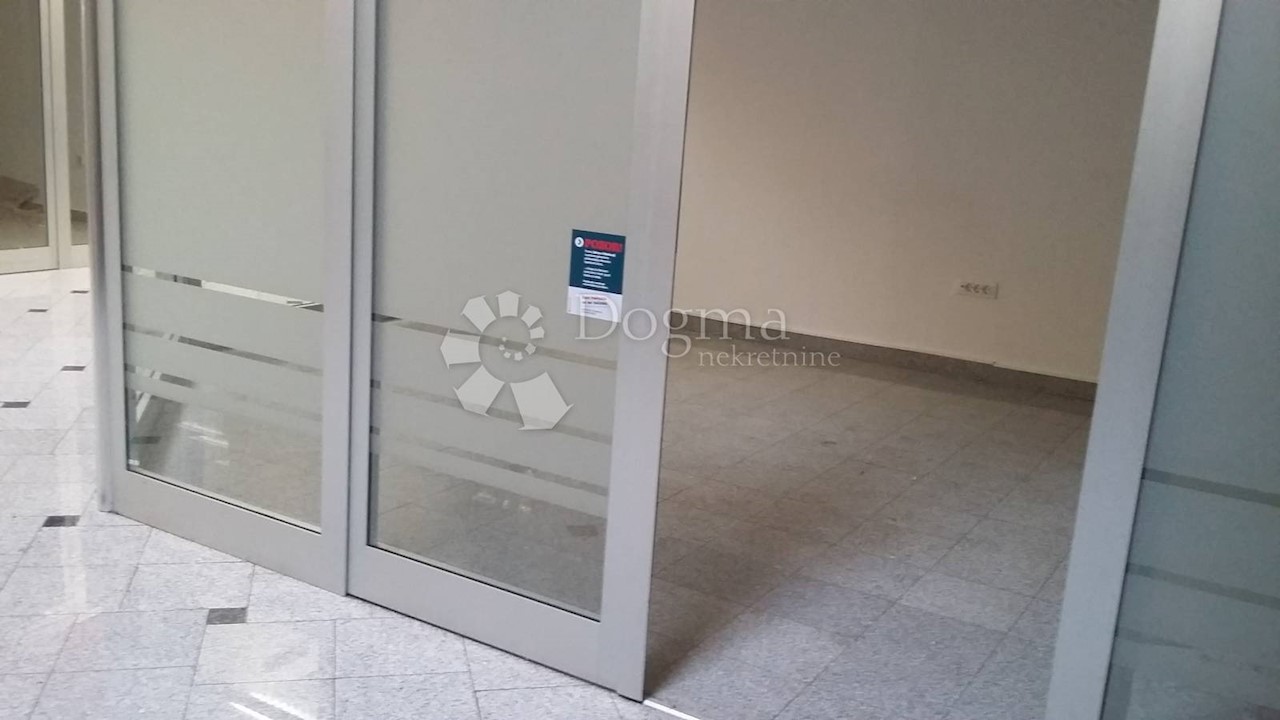 Commerciale Da affittare - PRIMORSKO-GORANSKA  VIŠKOVO 