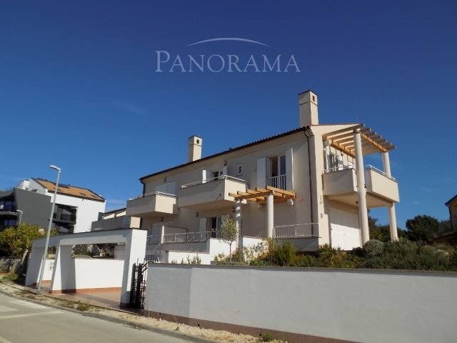 House for sale 450 m² – Medulin