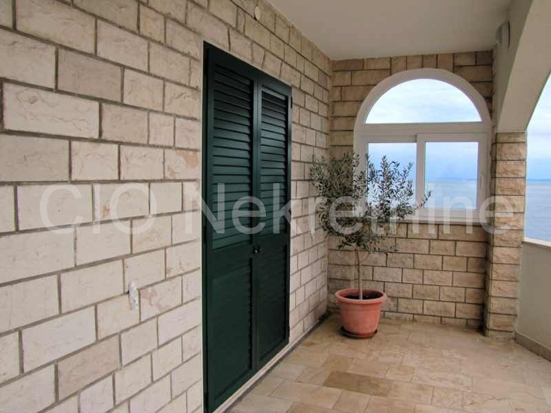 Haus Zu verkaufen - SPLITSKO-DALMATINSKA  OMIŠ 