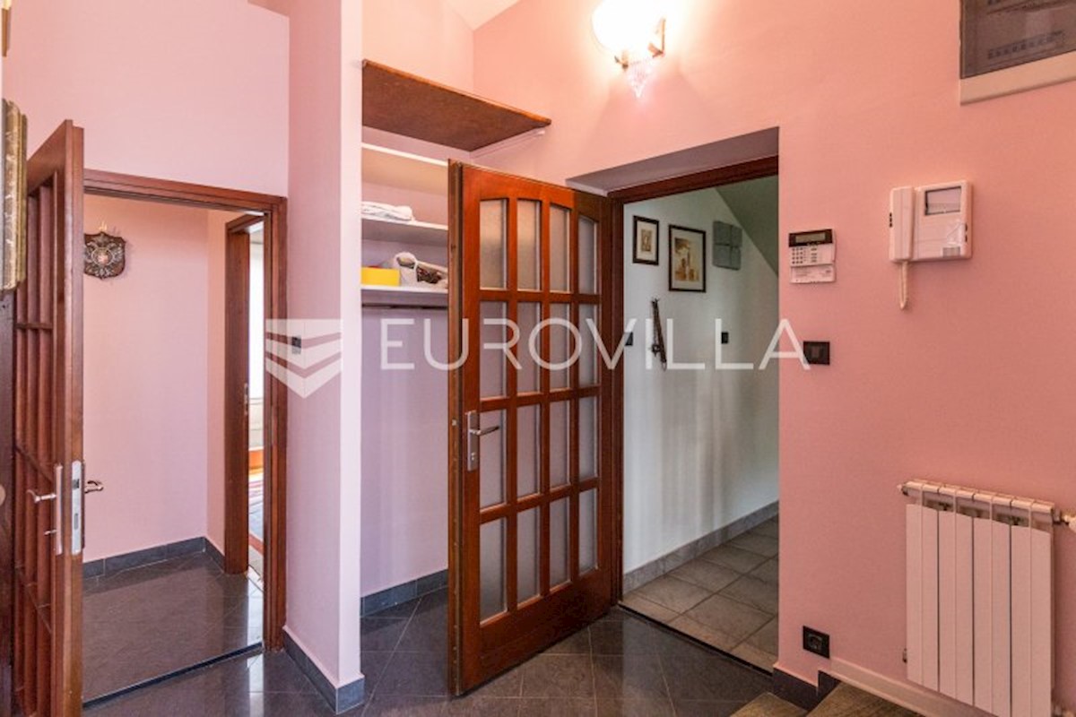 House For sale - GRAD ZAGREB  ZAGREB 