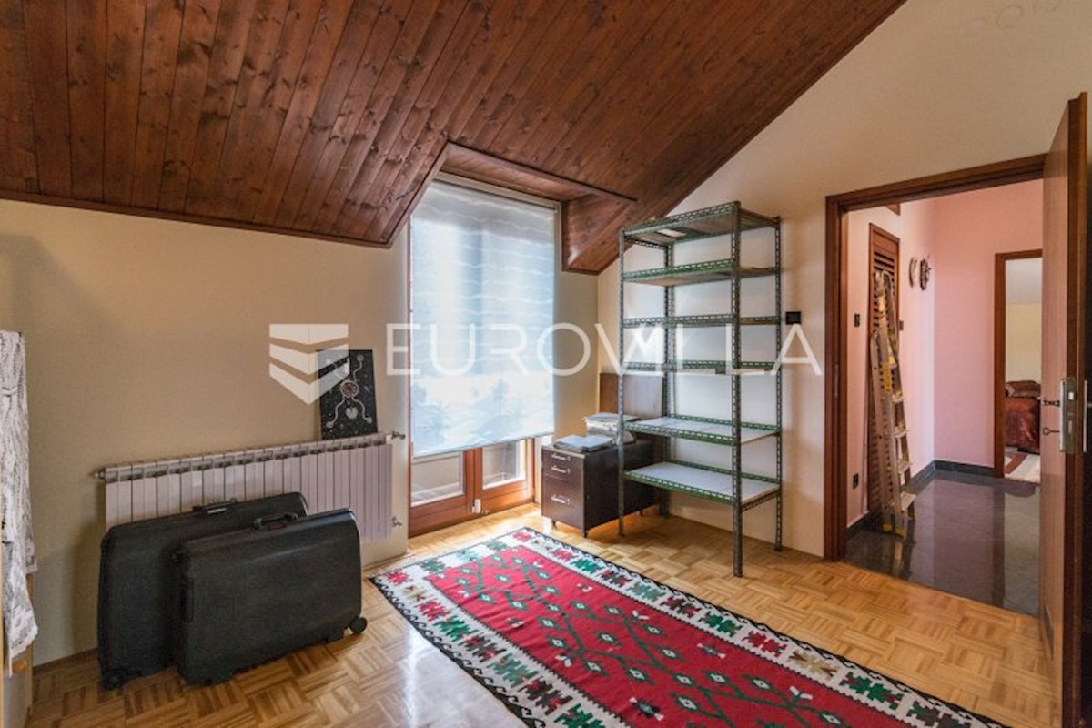 House For sale - GRAD ZAGREB  ZAGREB 