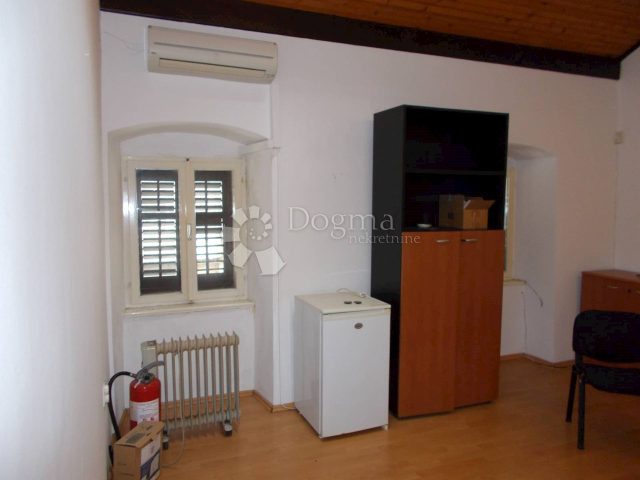 Lokal użytkowy Do wynajęcia - Primorsko-goranska Rijeka - foto 2/14