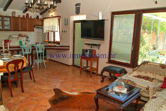 Maison À vendre - SPLITSKO-DALMATINSKA  SPLIT 