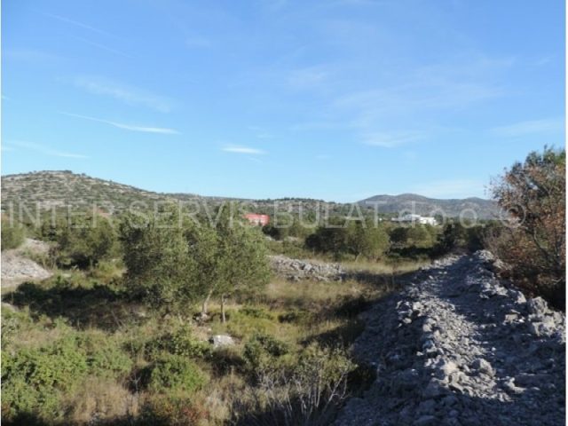 Land for sale 9117 m² – Šibenik