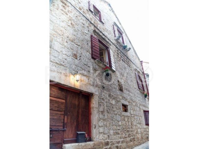 Hiša Naprodaj - Splitsko-dalmatinska Stari Grad - foto 3/10