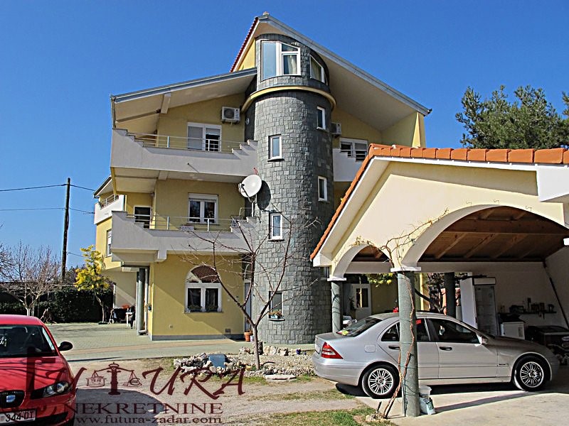 Hiša Naprodaj - ZADARSKA  Sukošan