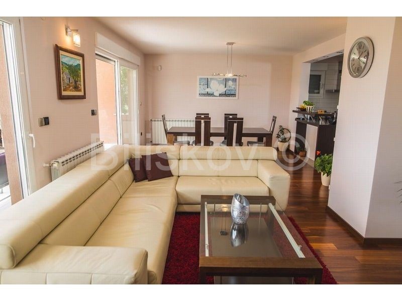 Maison À vendre - SPLITSKO-DALMATINSKA  KLIS 