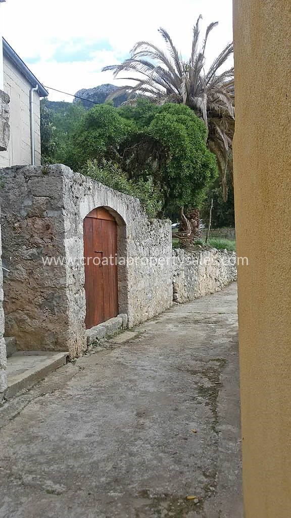 House For sale - SPLITSKO-DALMATINSKA  HVAR 