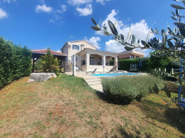 Maison à vendre 142 m² – Poreč