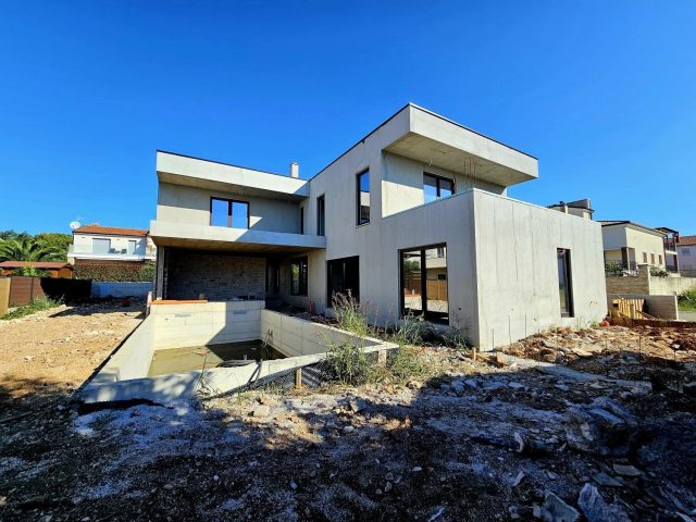Dům na prodej 362 m² – Novigrad