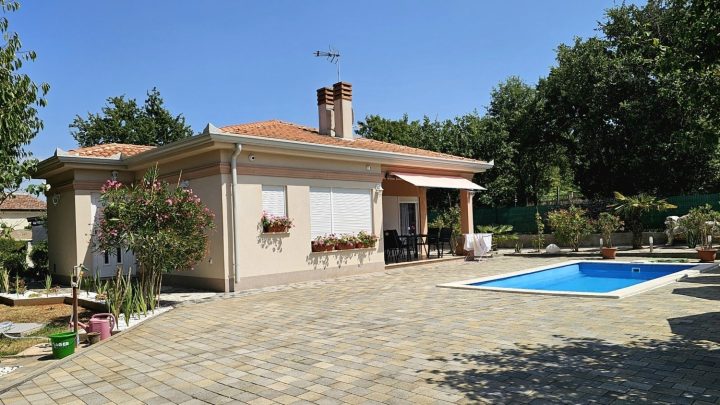 Maison à vendre 103 m² – Poreč