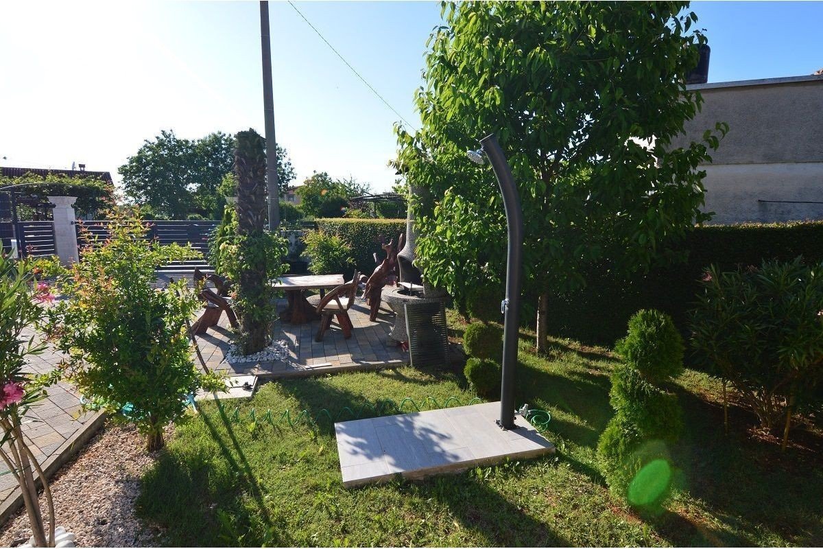 Hiša Naprodaj - ISTARSKA Poreč
