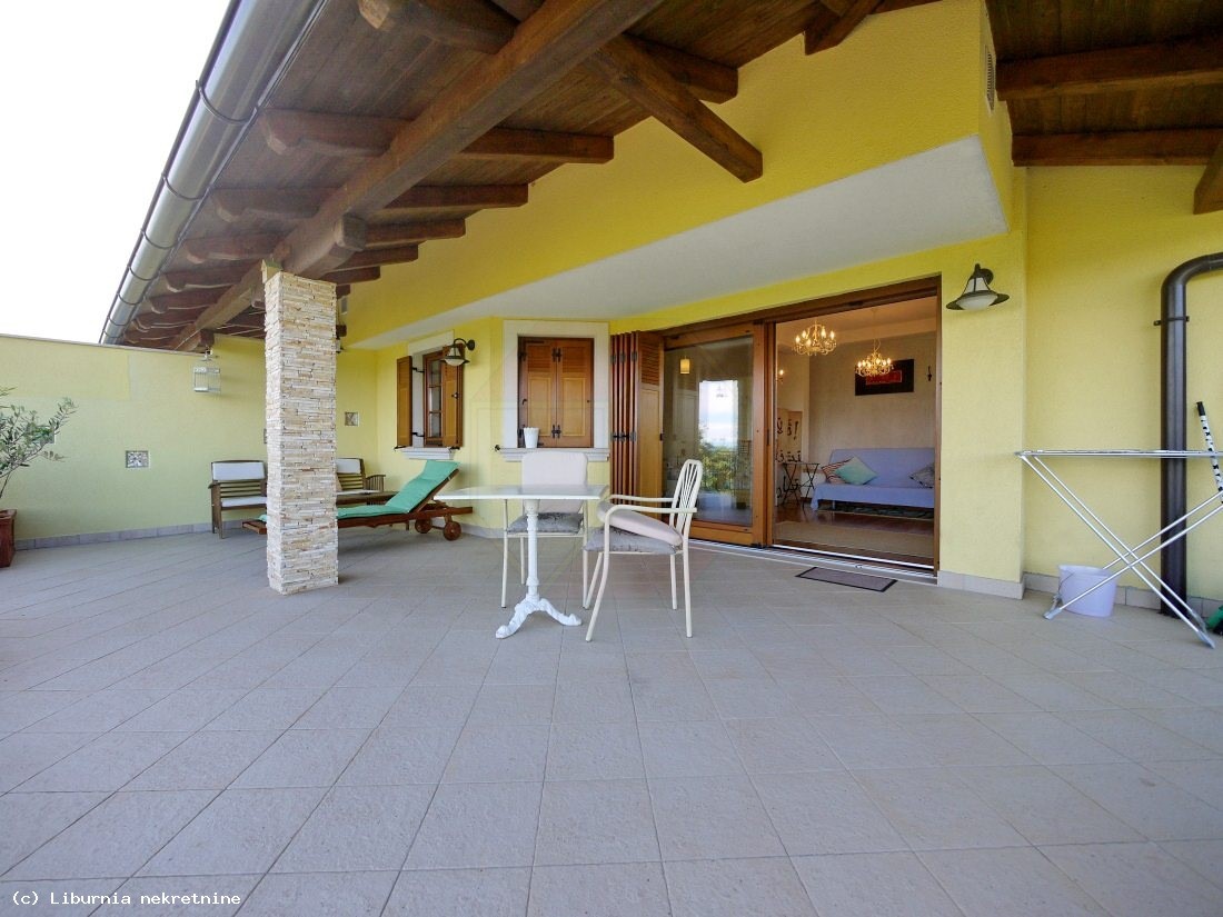 Dom Na predaj - PRIMORSKO-GORANSKA  OPATIJA 