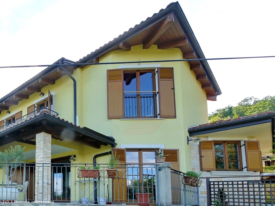 Dom Na predaj - PRIMORSKO-GORANSKA  OPATIJA 
