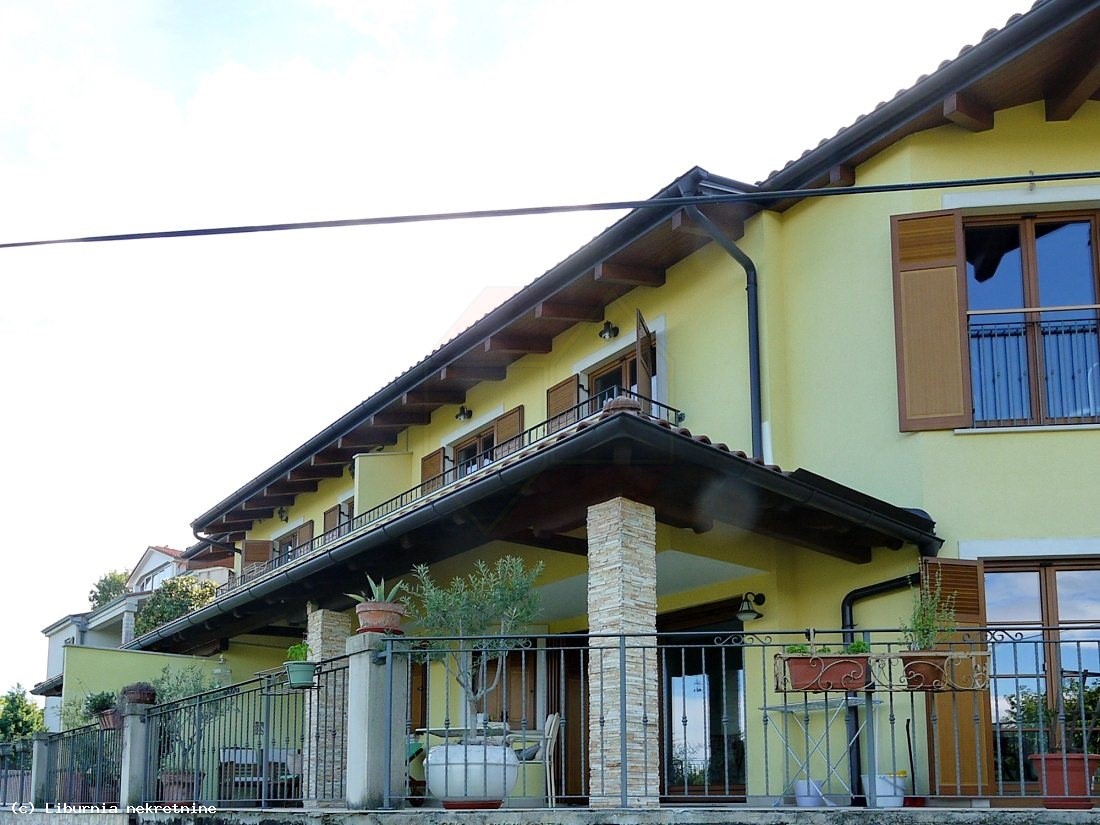 Dom Na predaj - PRIMORSKO-GORANSKA  OPATIJA 