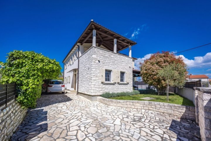 Casa in vendita 131 m² – Sveti Lovreč