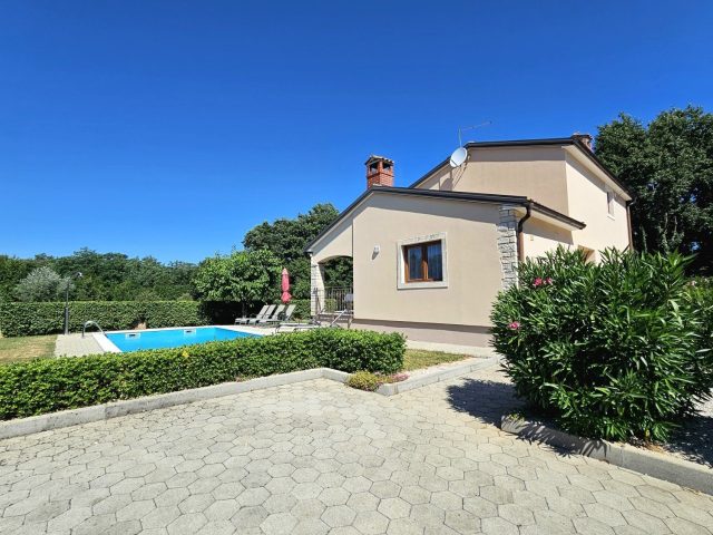 Kuća na prodaju 140 m² – Sveti Lovreč