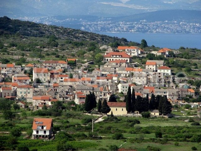 Pozemek na prodej 904 m² – Donje Selo