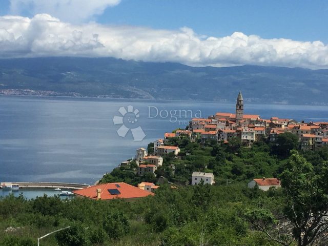 Land for sale 1500 m² – Vrbnik