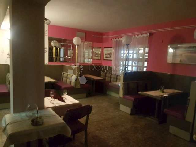 Komerčné na predaj 282 m² – Zamet