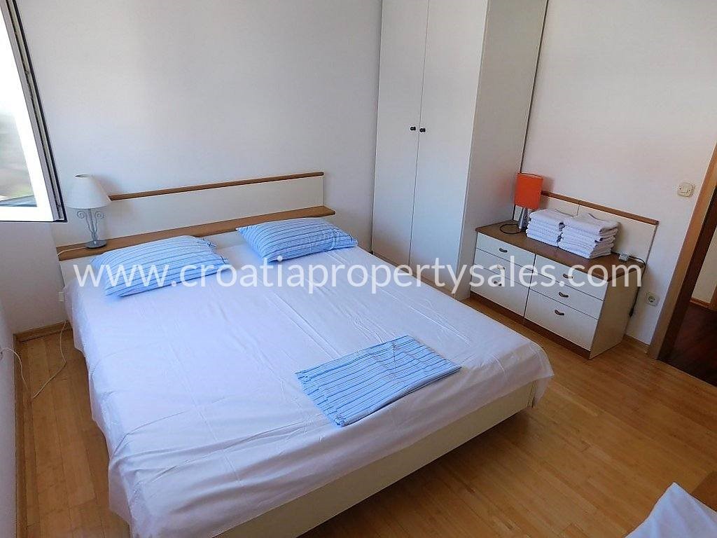 Apartmán Na predaj - SPLITSKO-DALMATINSKA  TROGIR 