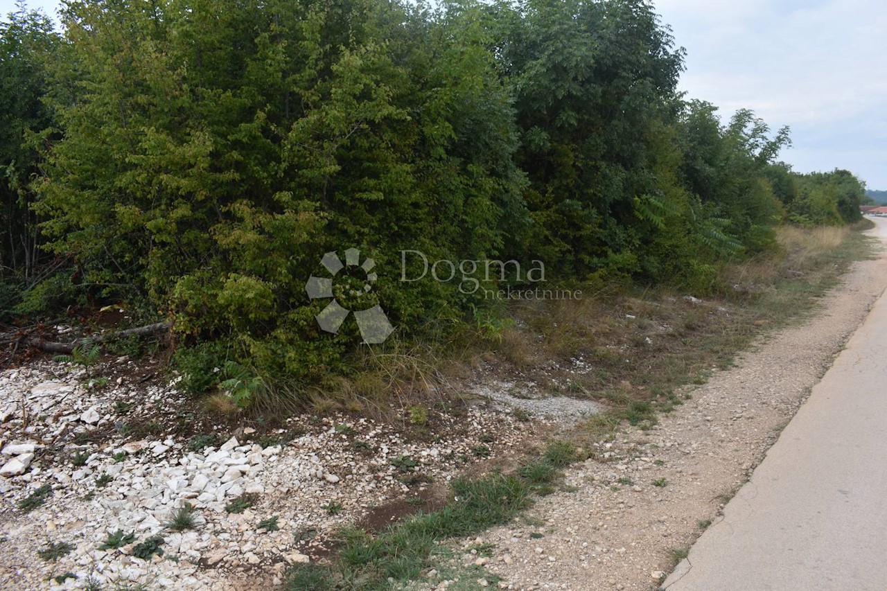 Parcela Naprodaj - ISTARSKA  Kršan